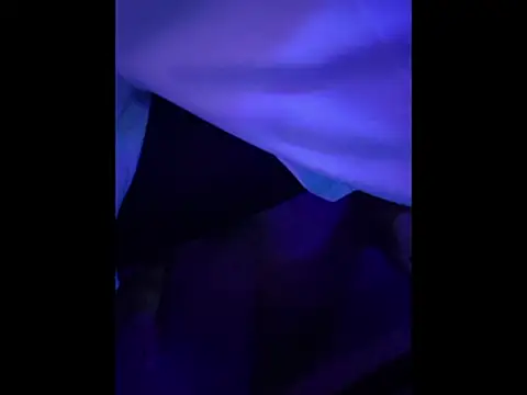 chronic_vibez - Chronic_vibez's free webcam - UK Sex Cams