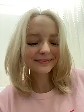 aka_Blonde webcam