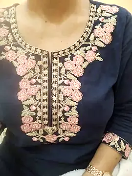 rising_queen - Rising_Queen's free webcam - UK Sex Cams