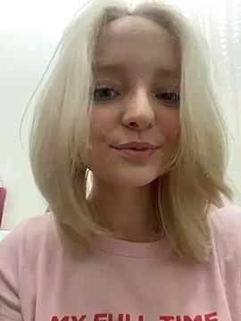 aka_Blonde webcam
