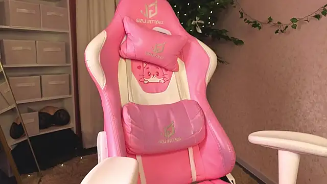 Lori_Bllossom webcam