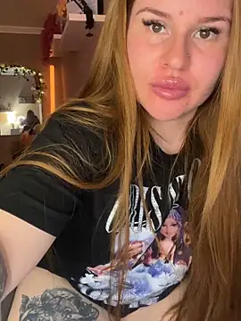 redfoxqueen (F young) - FISTING 🤛