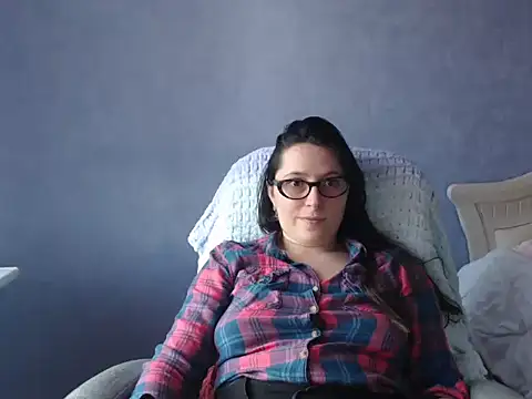 LuckyLisa23 webcam