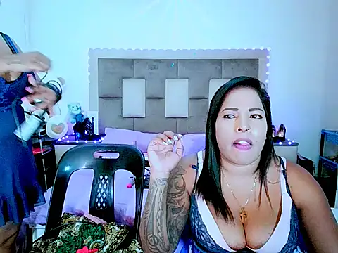 indiantopaz694u webcam