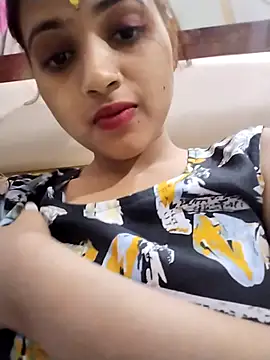Naina11100 webcam