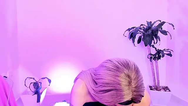 Varya_Ferreira webcam