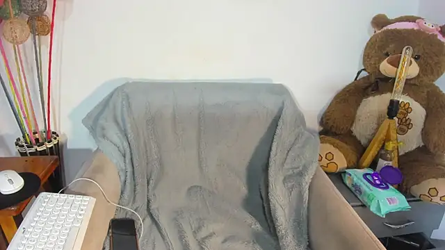 helena_copper_ webcam