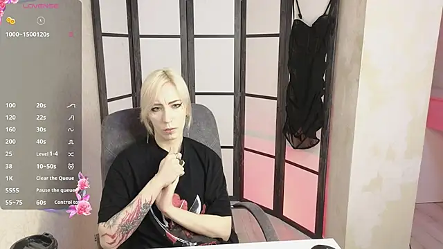 Black_Orchides webcam