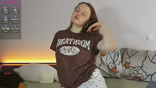 WonderConnie1 webcam