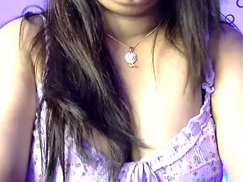 Gujjugirl1 webcam