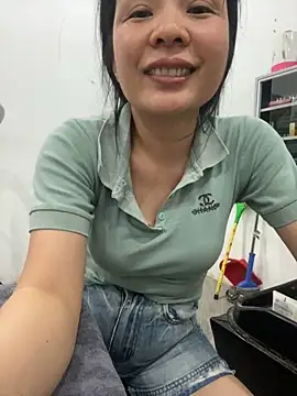 Ivy_Trix2 webcam