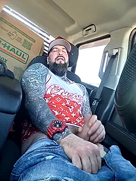 Beardedtattood webcam