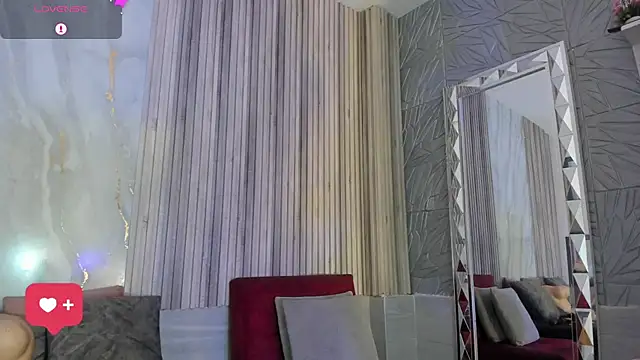 BriannaChelsea webcam