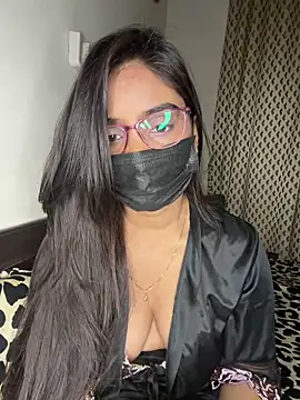 Webcam Model (Nancy_Catz)  is live.Free join now!