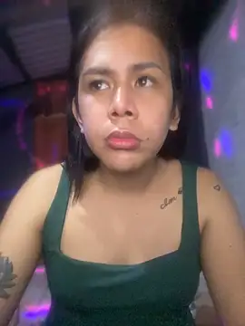 BriannaCruz24 webcam