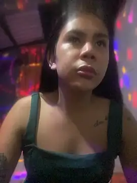 BriannaCruz24 webcam