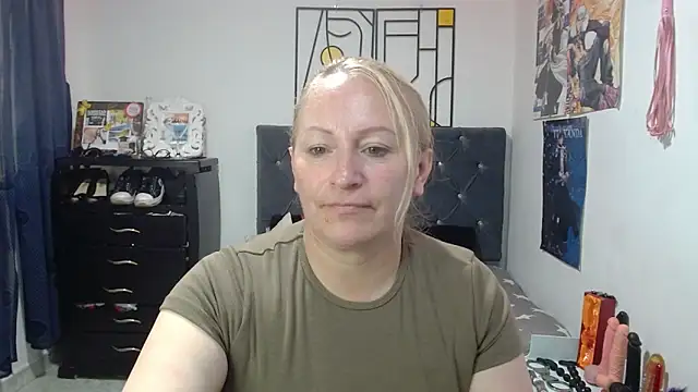 emperabigbootybigass webcam