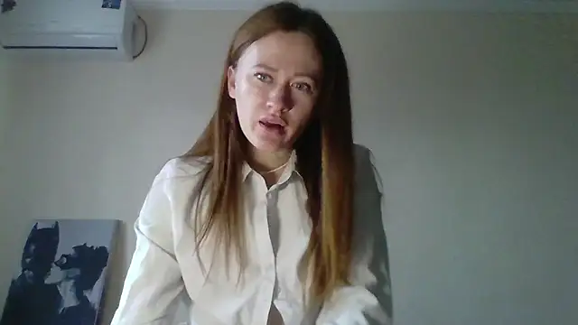 Whisper_Of_Desire webcam