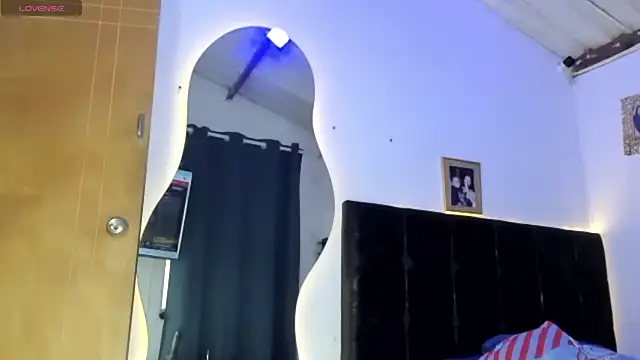 hotboylyan - HotboyLyan's free webcam