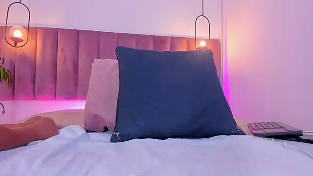 babepolly (F young) - 💕Fuck pussy in missionary💕