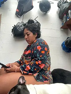 emmyjhonson07 webcam