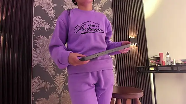 _shantal_smith (F young) - 💝🌠Enjoy the concert tonight 💝🌠