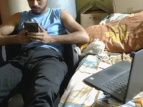 Stubborndesiboy webcam