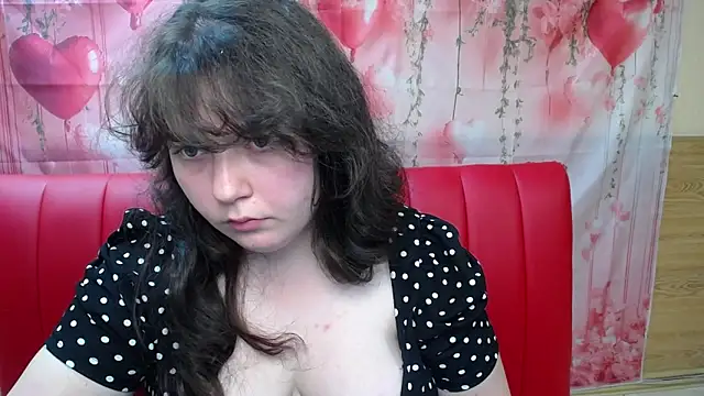 NeonilaLisova webcam