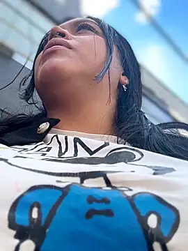 _Mia-Safety_Inspector webcam