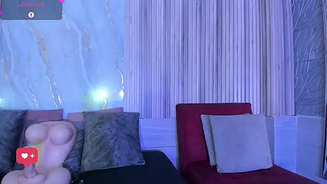 BriannaChelsea webcam