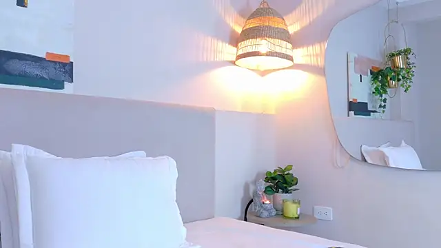 VioletBloomm - Live Cams