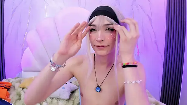 AliiceWonderland_ webcam