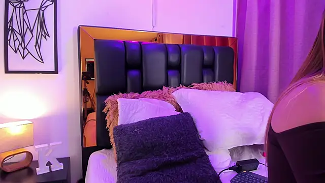 Katalina_Evans webcam