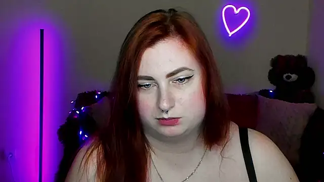 Alicia_love00 webcam