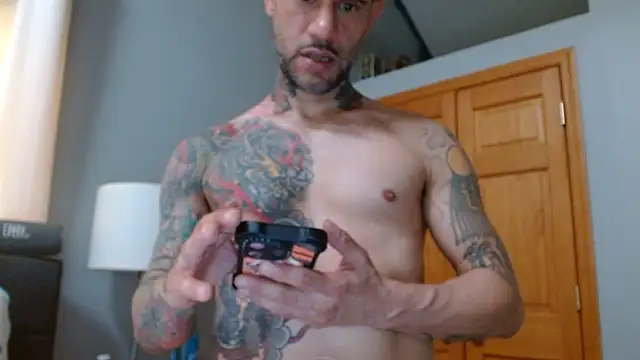 SexyFitDaddyy webcam