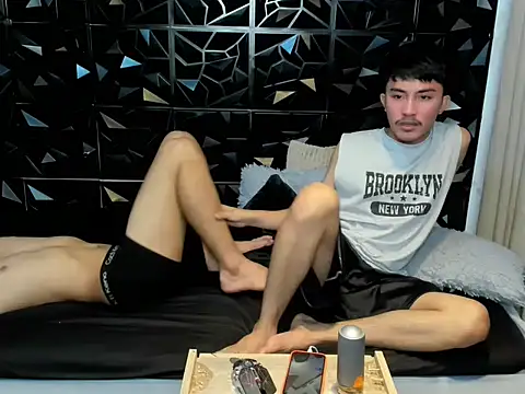 Urloverhardcock webcam