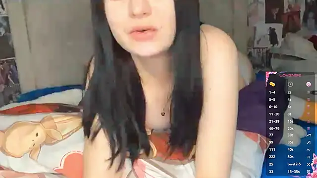BlackHairTeen webcam