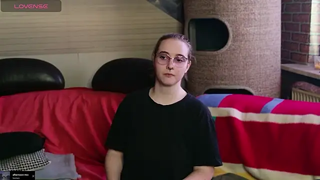 GamerGirl_Eve webcam