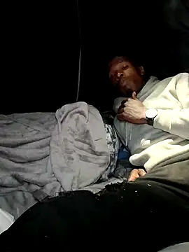 Puffgettingstuffed webcam