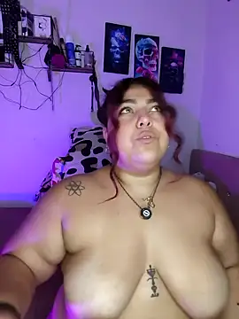 kendra_lil_evill webcam