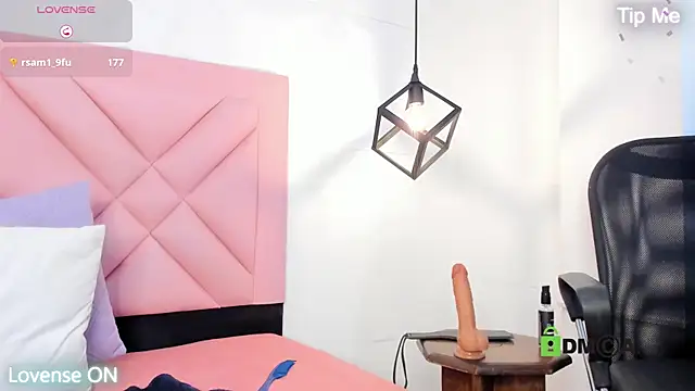 Caroline_daring webcam