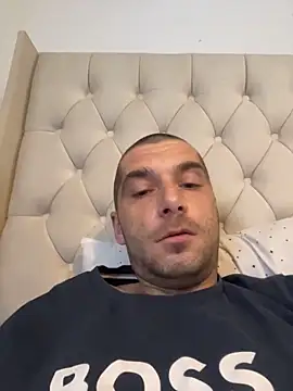 Kinkycouple142 webcam