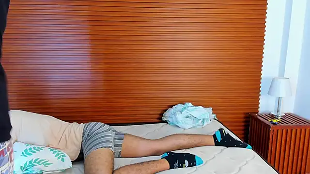 peakk_twiinns webcam