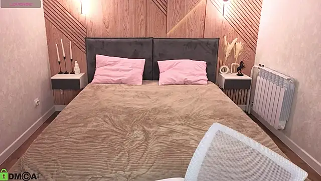 Kimberly_Williams13 webcam