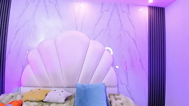 AliiceWonderland_'s live cam