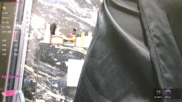 laraskinny - LaraSkinny's free webcam - UK Sex Cams