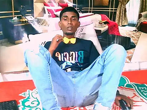 IndianThuggin webcam