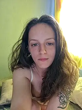 RoliNika22 webcam