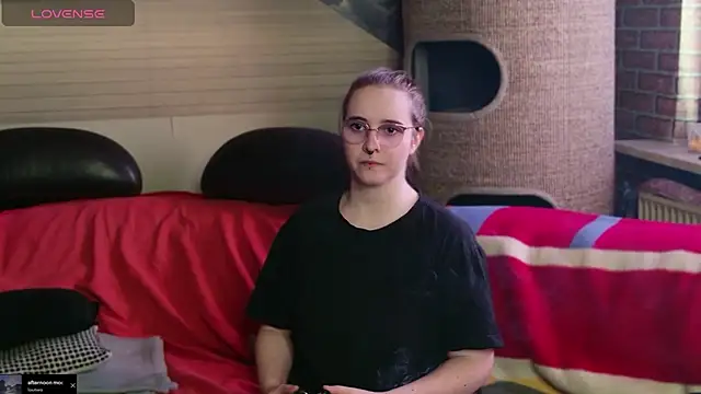 GamerGirl_Eve webcam