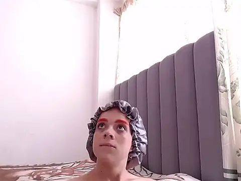 saara_johnson496 webcam